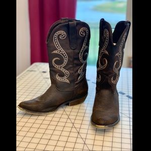 American Rag women’s brown heel cowboy boots 8.5